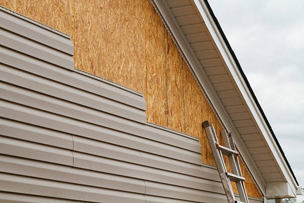 24/7 Emergency Siding Repair experts in Chester, SC
